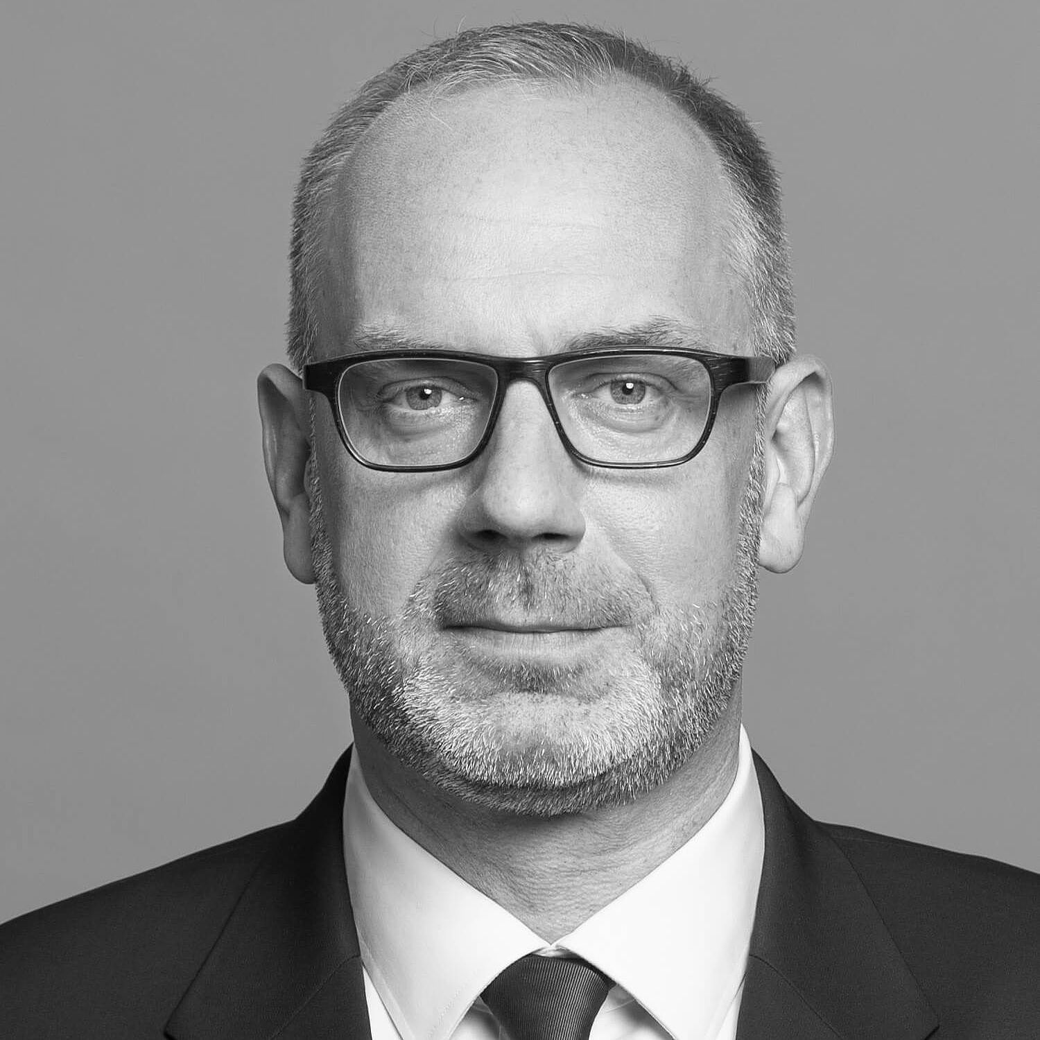 Portrait von Alexander Möller, Senior Partner im Bereich Transportation von Roland Berger